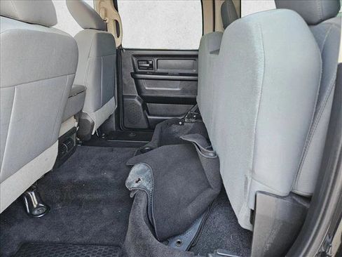 Used 2017 RAM 2500 Tradesman w/ Chrome Appearance Group image 9