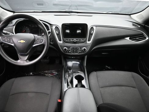 Used 2024 Chevrolet Malibu LT image 23