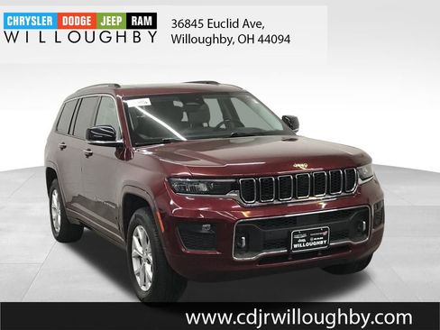 Used 2021 Jeep Grand Cherokee L Overland w/ Luxury Tech Group IV image 3