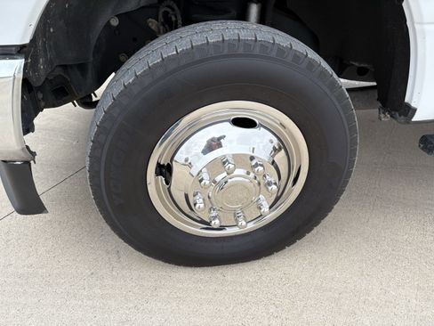 Used 2021 Ford F350 XLT image 11