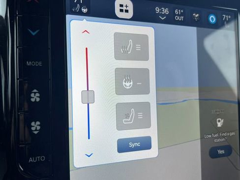 Used 2024 RAM 3500 Limited image 32