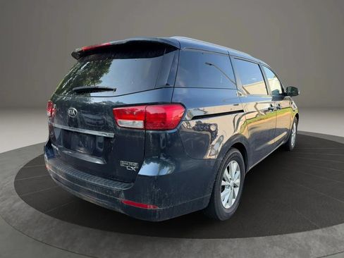 Used 2015 Kia Sedona LX FWD image 5