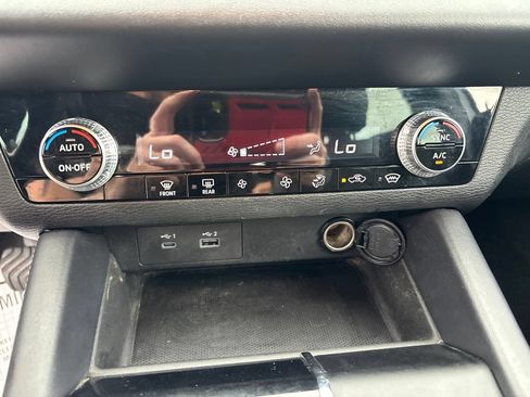 Used 2022 Mitsubishi Outlander ES AWD/4WD image 22