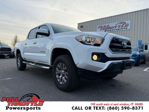 Used 2017 Toyota Tacoma SR5 image 1