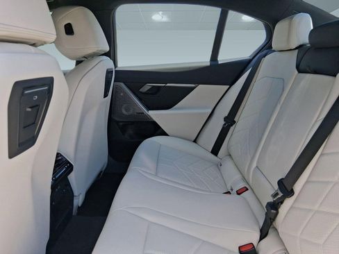 Used 2026 BMW 530i w/ Premium Package image 28