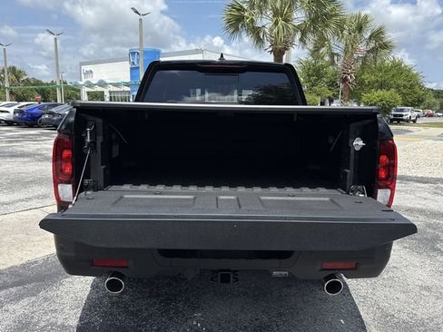 New 2026 Honda Ridgeline Black Edition image 16