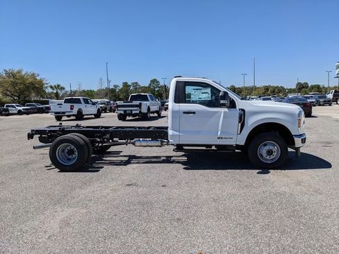 New 2026 Ford F350 XL AWD/4WD image 3