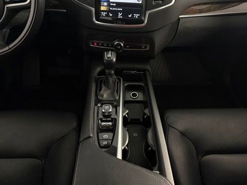 Used 2019 Volvo XC90 T6 Momentum w/ Protection Package Premier image 24