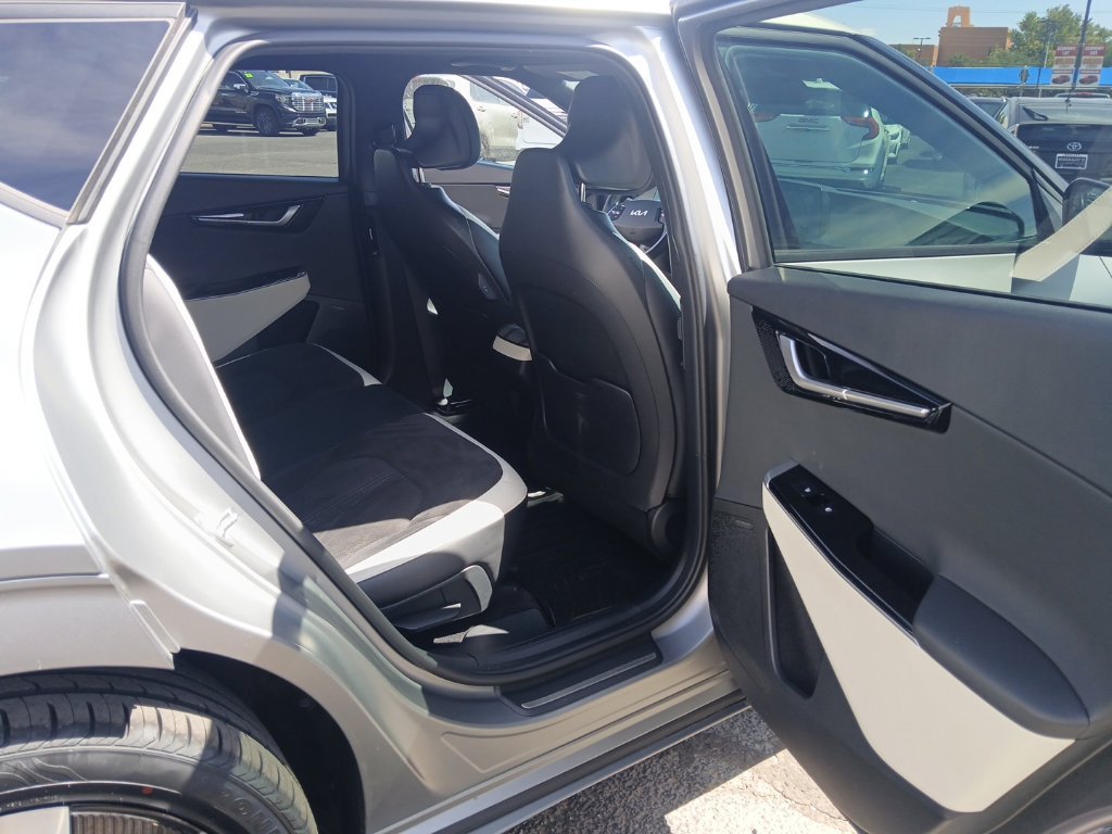 Used 2023 Kia EV6 GT-Line w/ GT-Line Suede Seat Package AWD/4WD image 8