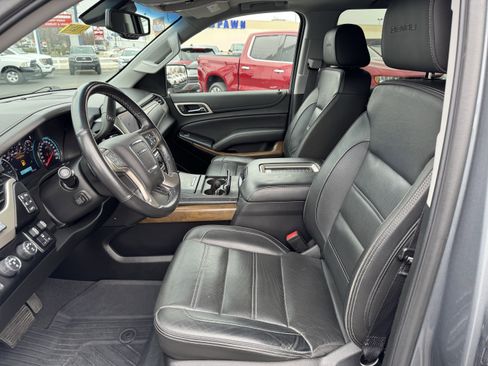 Used 2019 GMC Yukon Denali w/ Denali Ultimate Package image 25