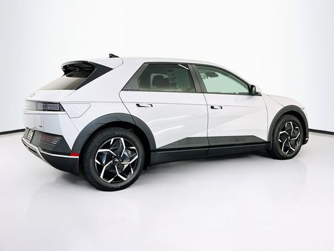 Used 2024 Hyundai Ioniq 5 SEL AWD/4WD image 9