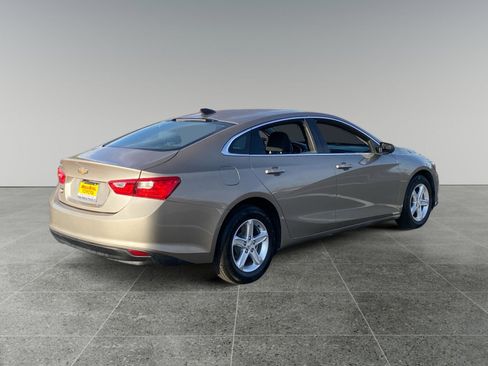 Used 2024 Chevrolet Malibu LS FWD image 5