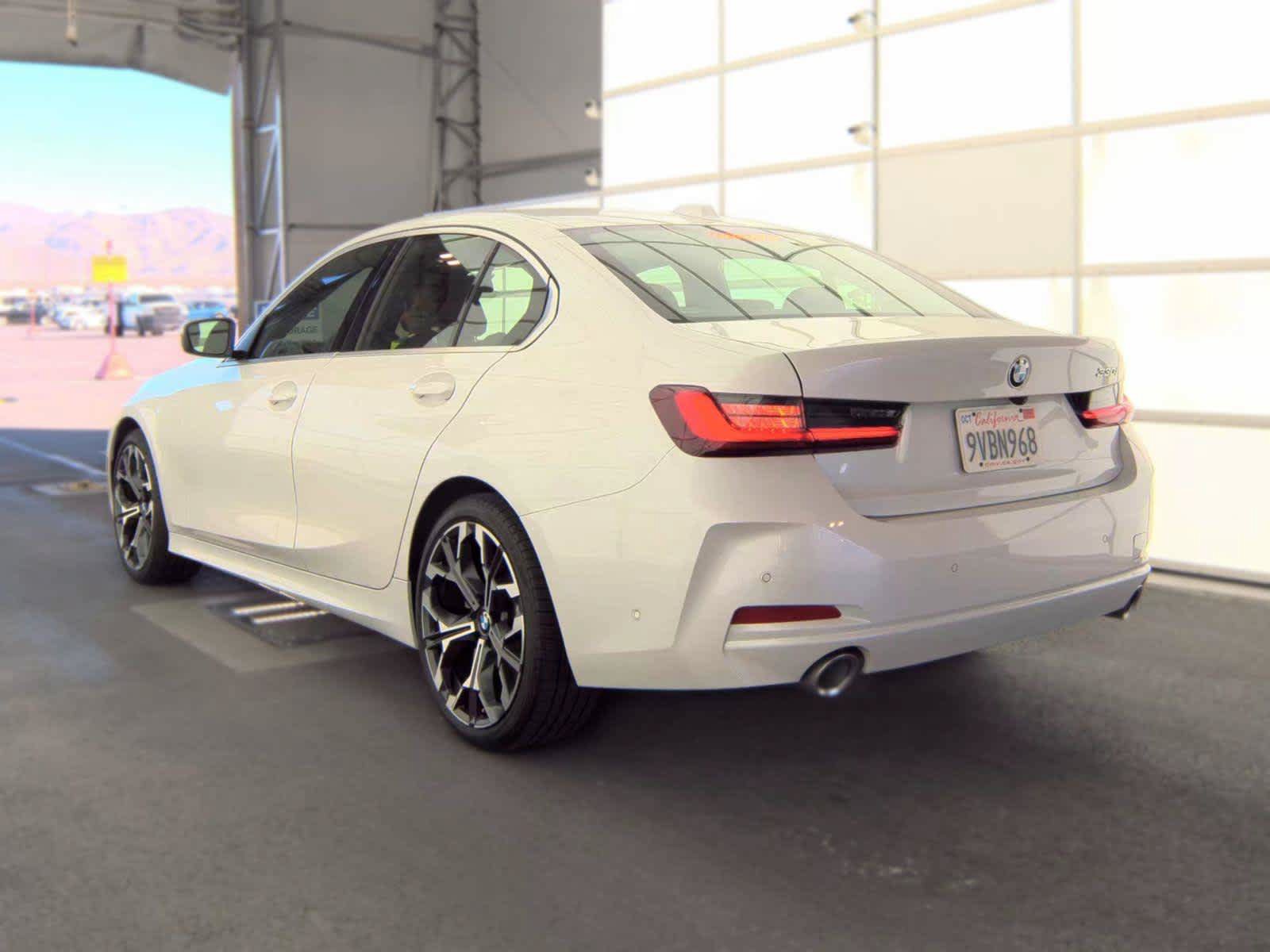 Used 2026 BMW 330i Sedan w/ Premium Package RWD image 3
