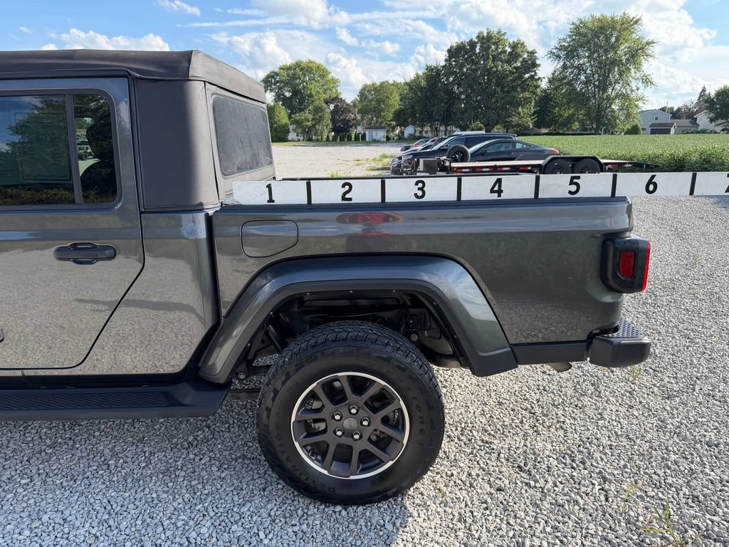 Used 2022 Jeep Gladiator Overland AWD/4WD image 24