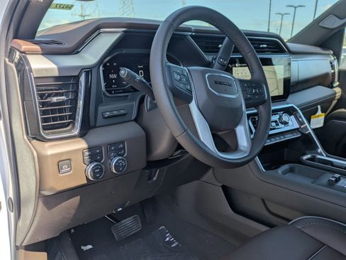 New 2025 GMC Sierra 2500 Denali w/ Denali Reserve Package image 10
