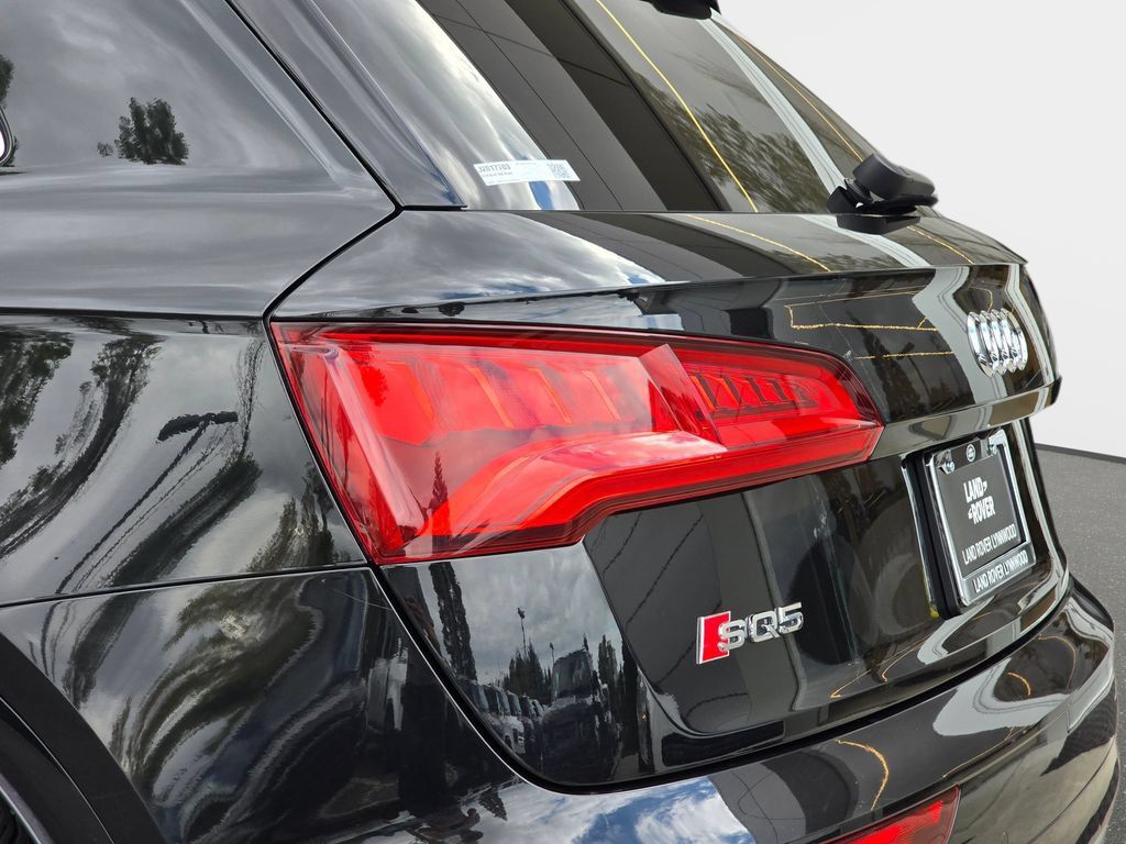 Used 2018 Audi SQ5 Prestige w/ Prestige Package AWD/4WD image 39