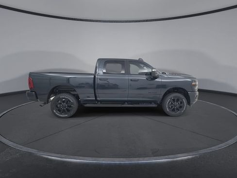 New 2026 RAM 2500 Laramie AWD/4WD image 17