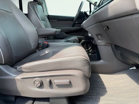 Used 2022 Honda Odyssey Elite image 35