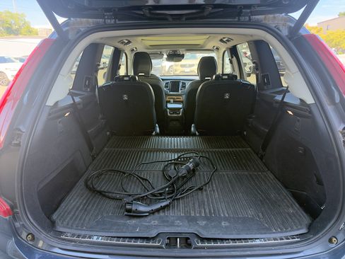 Certified 2022 Volvo XC90 T8 Inscription Expression w/ Advanced Package image 7