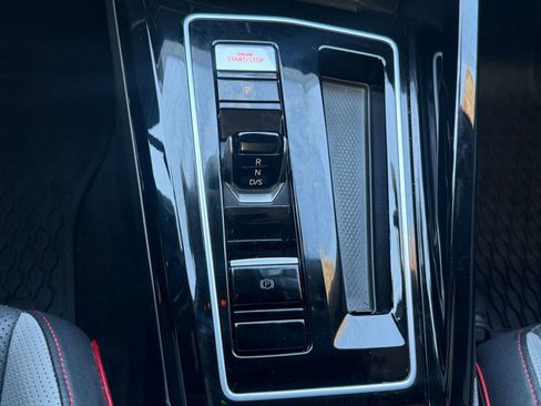 Used 2024 Volkswagen GTI Autobahn image 16