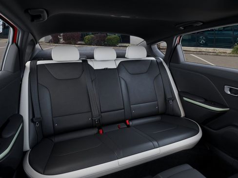 New 2025 Kia K4 GT-Line Turbo image 16