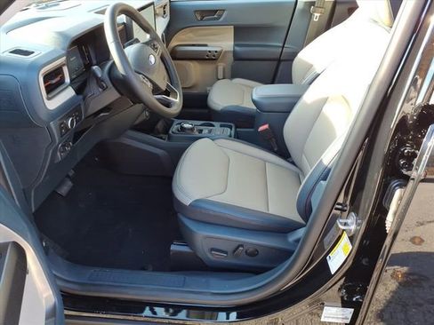 New 2025 Ford Maverick Lariat w/ 4K Tow Package image 17