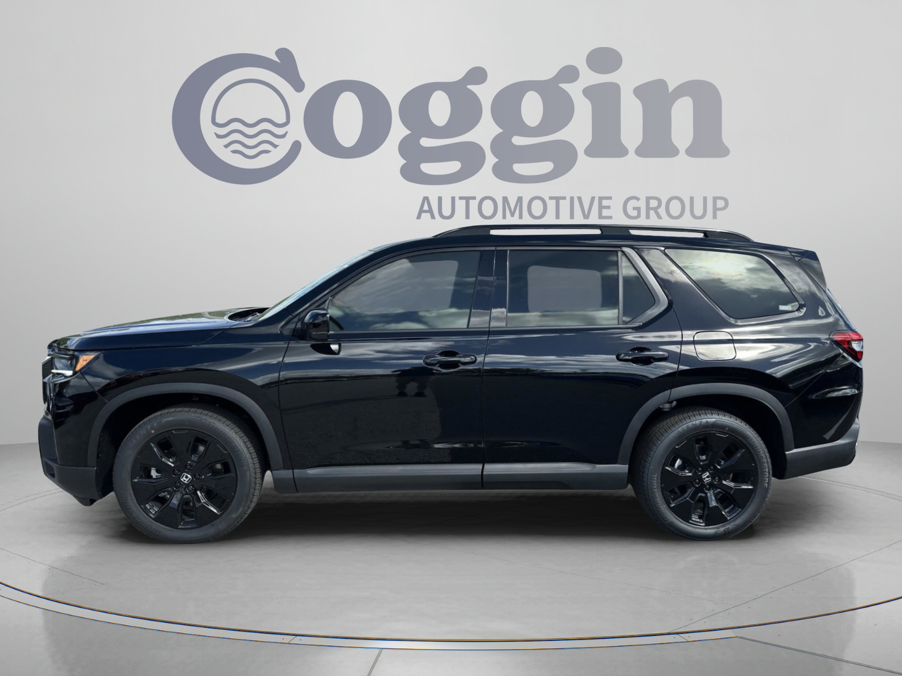 New 2026 Honda Pilot Black Edition image 3