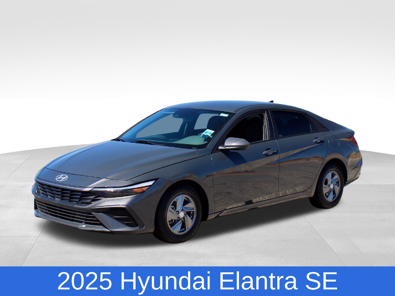 Used 2025 Hyundai Elantra SE FWD image 1