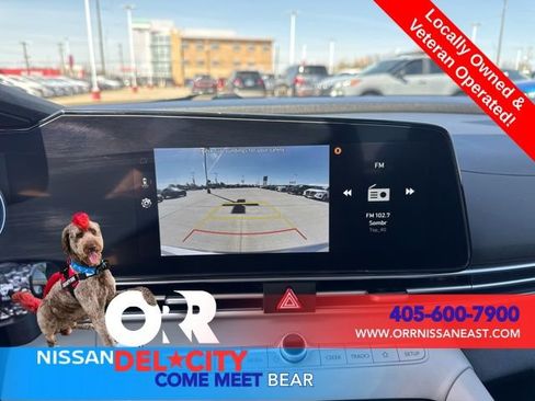 Used 2025 Hyundai Elantra Limited FWD image 24