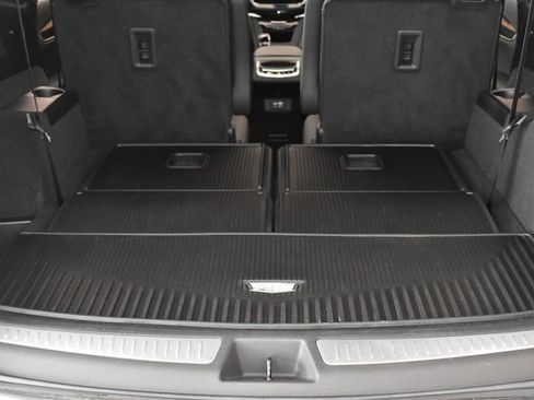 Used 2024 Cadillac XT6 Sport w/ Technology Package AWD/4WD image 15