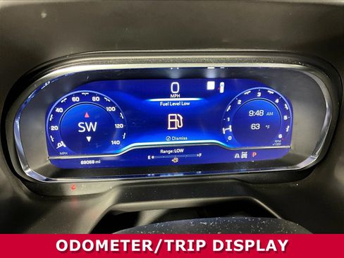Used 2023 Chevrolet Tahoe Premier AWD/4WD image 12