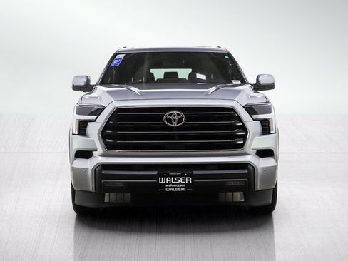 Used 2025 Toyota Sequoia SR5 w/ SR5 Premium Package AWD/4WD image 9