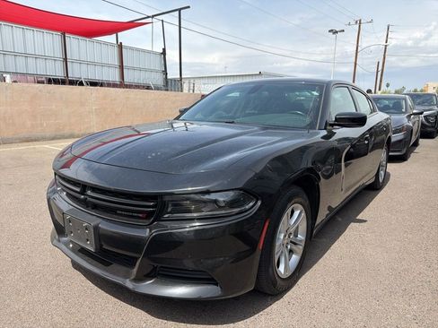 Used 2023 Dodge Charger SXT image 4