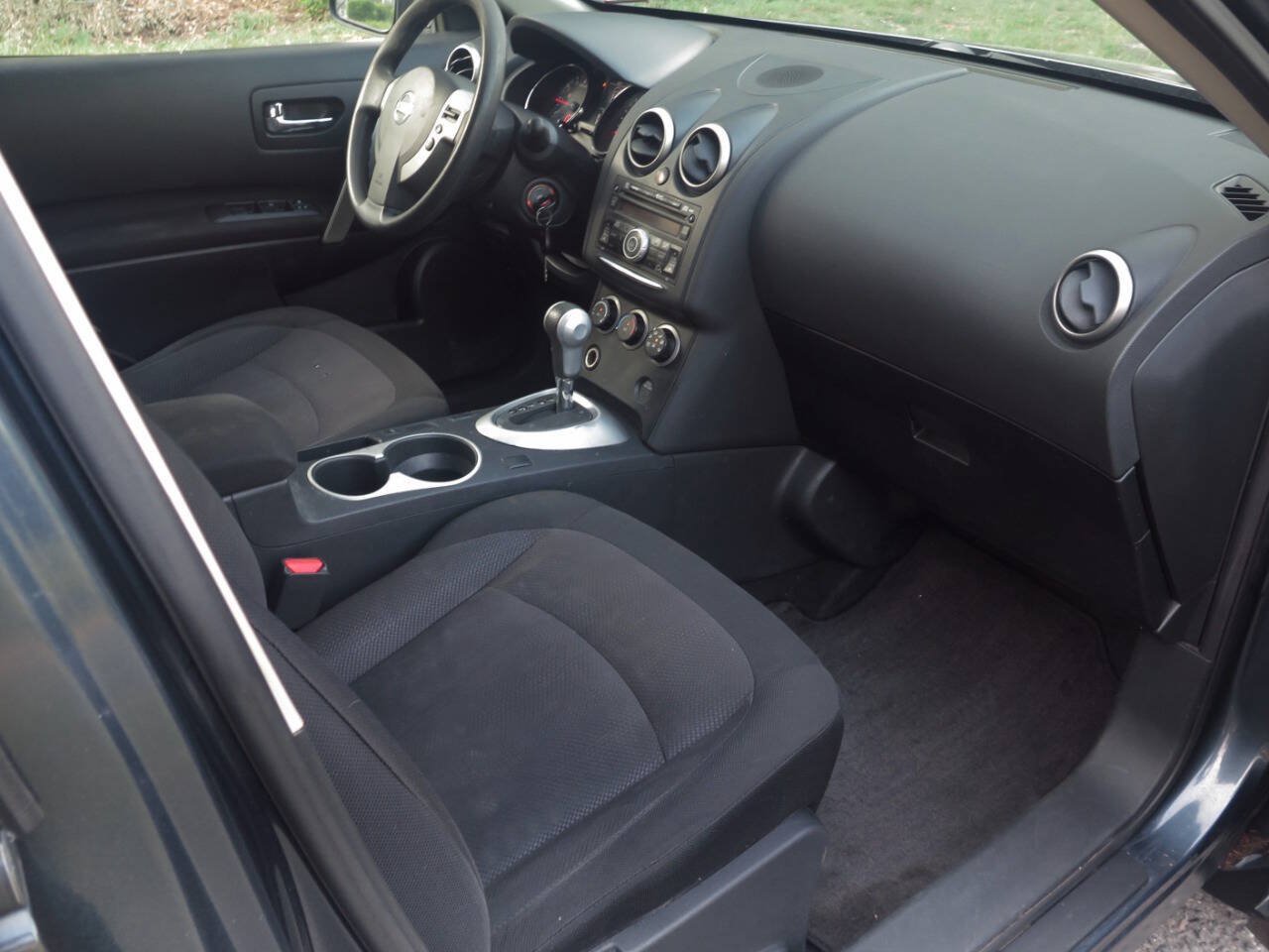 Used 2012 Nissan Rogue S AWD/4WD image 16