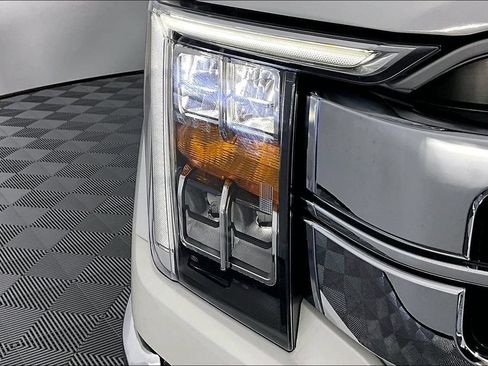 Used 2023 Ford F150 Lariat w/ Max Trailer Tow Package AWD/4WD image 28