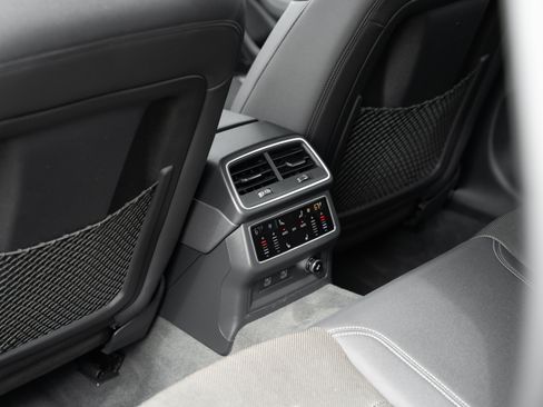 Certified 2021 Audi A6 Premium Plus w/ Premium Plus Package AWD/4WD image 28