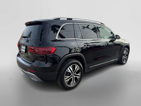 Certified 2024 Mercedes-Benz GLB 250 image 5