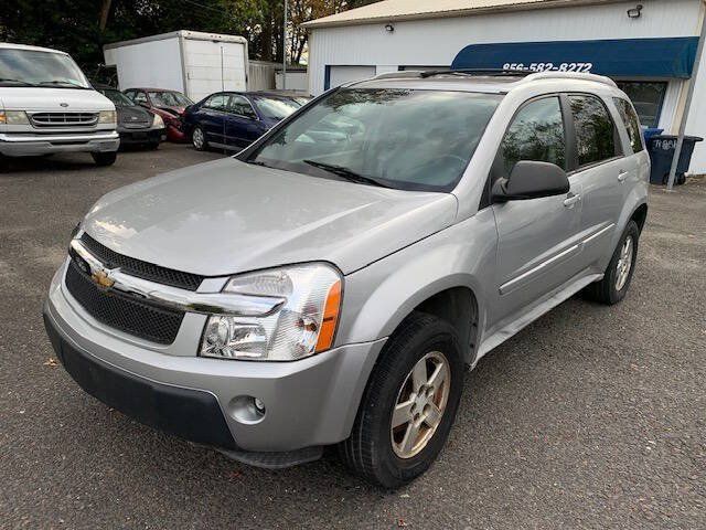 Used 2005 Chevrolet Equinox LT w/ Preferred Equipment Group AWD/4WD image 5