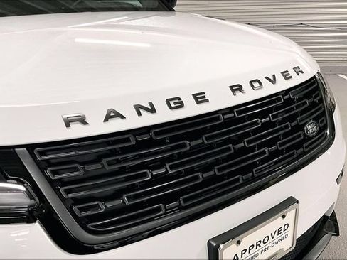 Certified 2026 Land Rover Range Rover Velar Dynamic SE AWD/4WD image 31