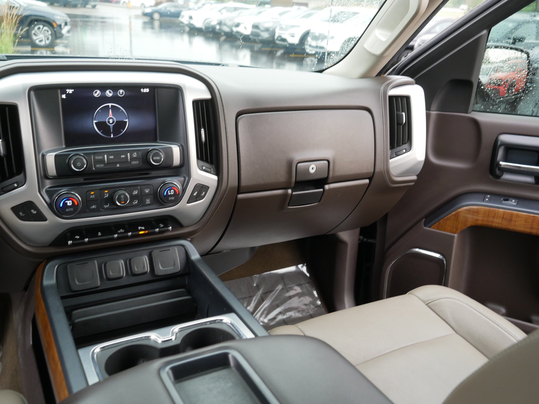 Used 2014 GMC Sierra 1500 SLT w/ SLT Preferred Package AWD/4WD image 21