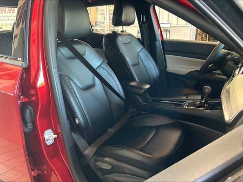 Used 2025 Jeep Compass Limited AWD/4WD image 22