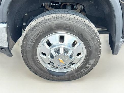 Used 2024 Chevrolet Silverado 3500 LTZ w/ LTZ Plus Package AWD/4WD image 34