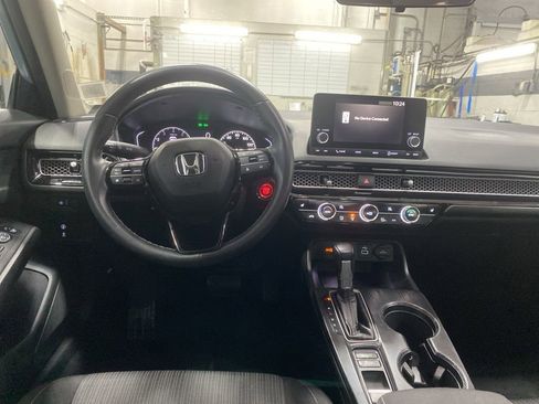 Certified 2023 Honda Civic EX image 17