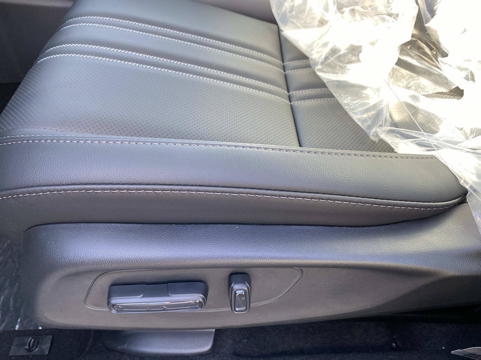 New 2027 Honda HR-V EX-L image 10