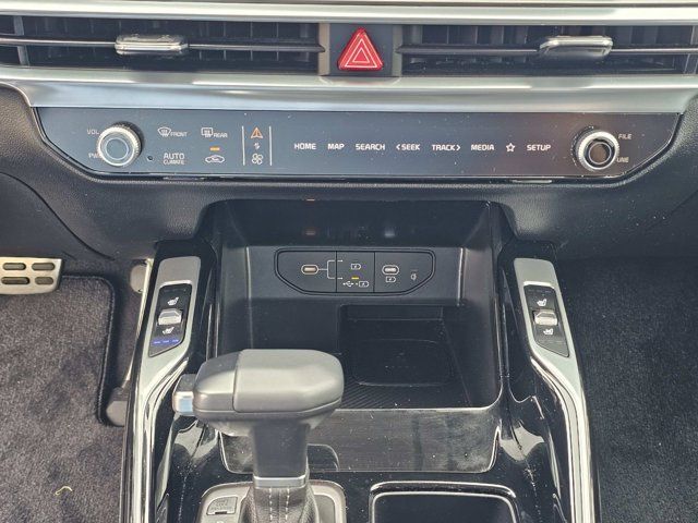 Used 2025 Kia Sorento SX FWD image 28