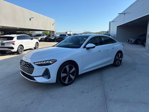 Used 2025 Audi A5 2.0T Premium Plus w/ Premium Plus AWD/4WD image 6