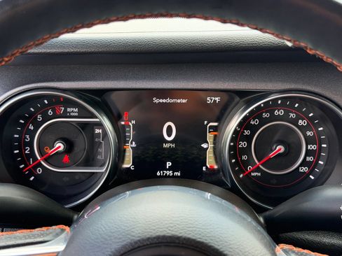 Used 2022 Jeep Gladiator Mojave w/ Cold Weather Group AWD/4WD image 19