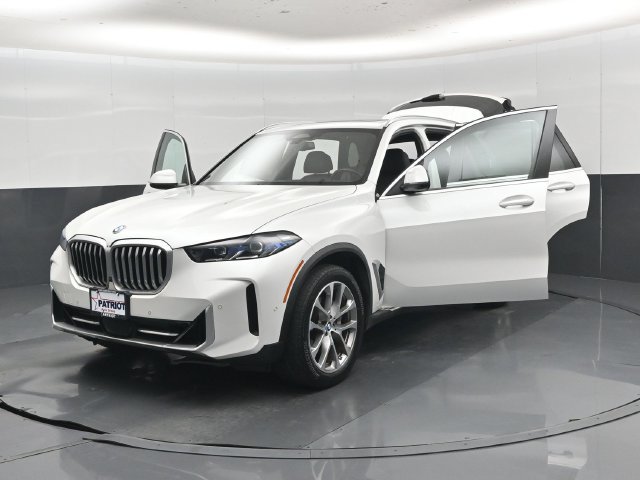 Used 2024 BMW X5 xDrive40i AWD/4WD image 61