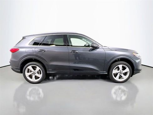 New 2025 Audi Q5 2.0T Premium Plus image 8