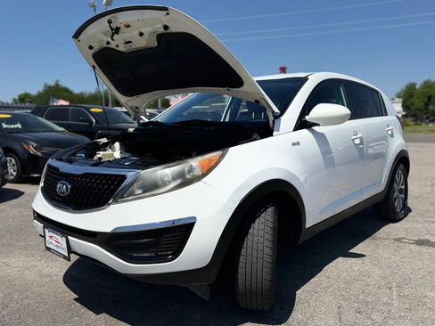 Used 2014 Kia Sportage LX AWD/4WD image 16